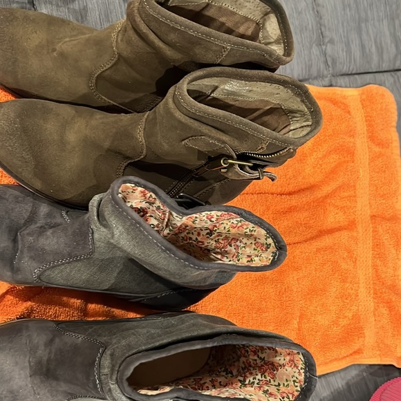 2 pairs of Roxy Boots Womens SZ 7 Ankle Bootie GREY/brown Leather Round Toe - Picture 6 of 6